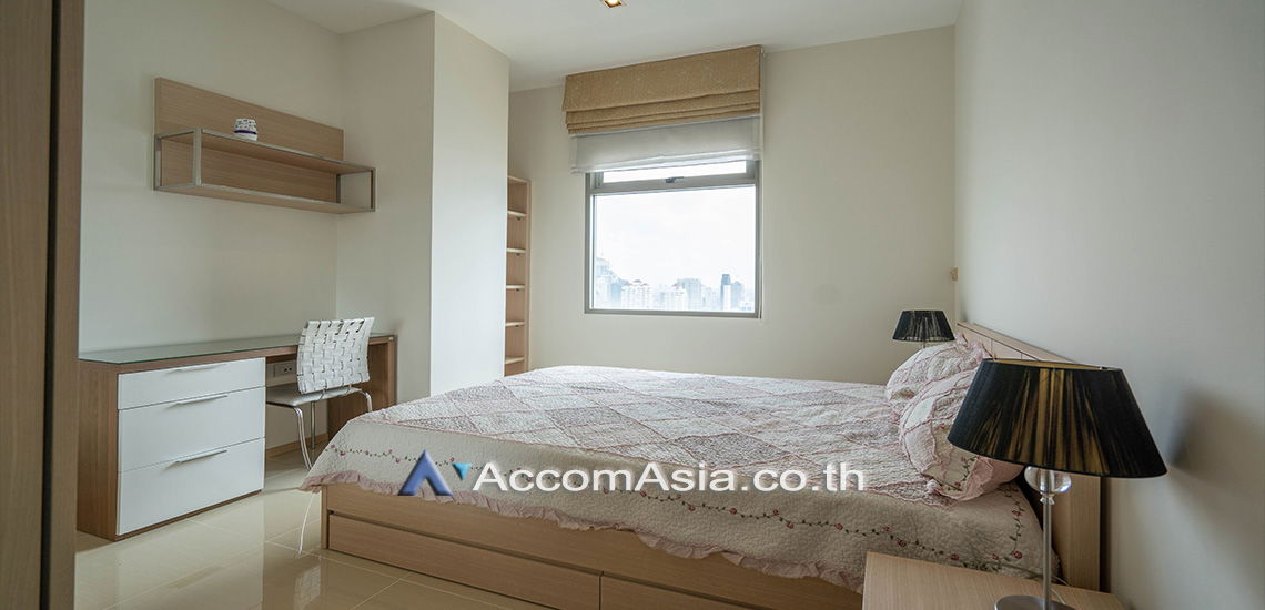 picture 🔼🔽 AccomA 📩 White-tone condo with large balcony and skyline view (1519337) - 8/12