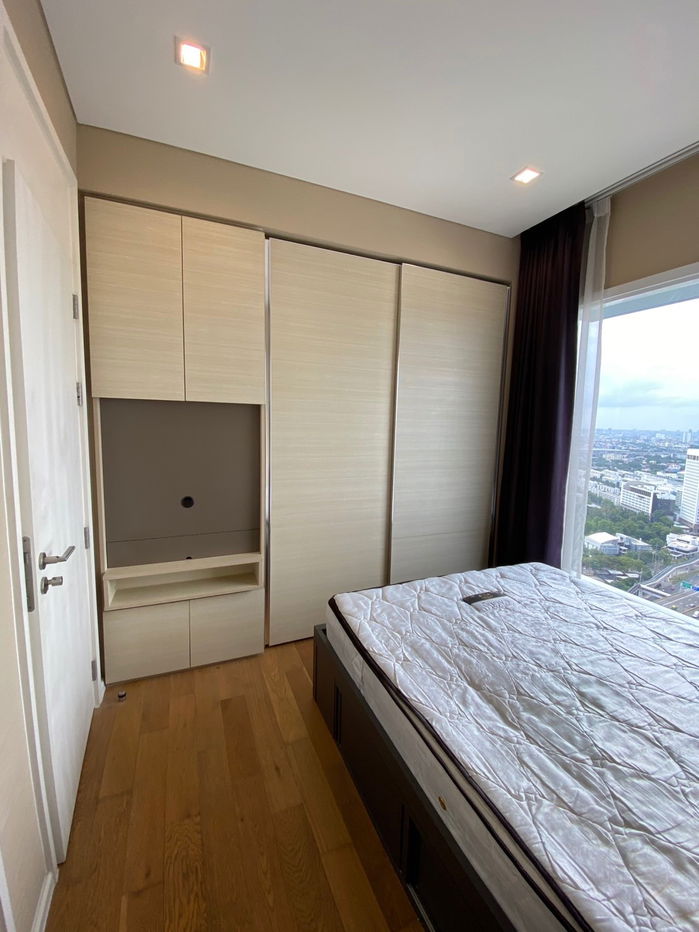 รูป P1118 ให้เช่าคอนโด The Saint Residences (เดอะ เซนต์ เรสซิเดนซ์) ใกล้MRTและBTSห้าแยกลาดพร้าว ห้องสวยใหม่ เฟอร์ครบ พร้อมเข้าอยู่ทันที - รูปที่ 4/19
