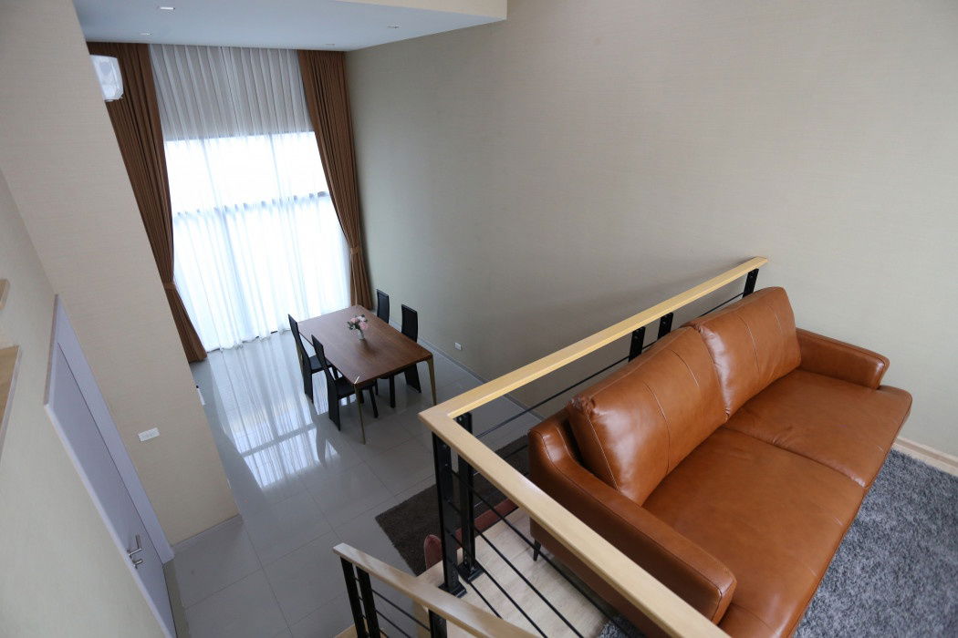 รูป 🔥🦮🐈‍⬛Arden Phatanakarn Pet friendly 3 BR 185 sq.m  nice decoration for rental■□ - รูปที่ 4/10