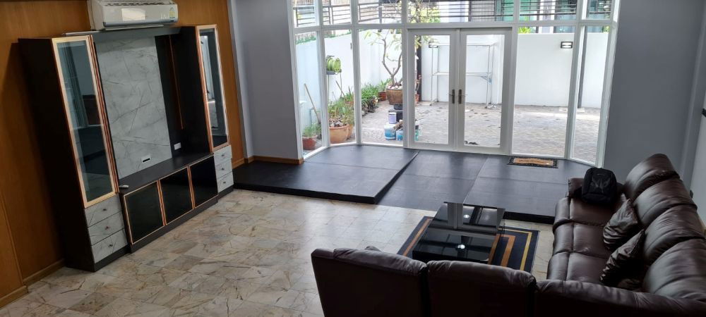 รูป ให้เช่าบ้านเดี่ยว 3 ชั้น พร้อมดาดฟ้า (Terrace) ขนาด 350 ตร.ม. ใกล้ซอยพัฒนาเวท 12 ใกล้BTS สถานี พระโขนง กรุงเทพฯ - รูปที่ 3/14