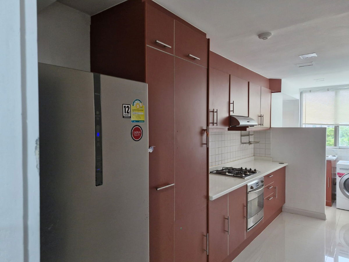 รูป Condo for Rent DS Tower 2 Sukhumvit Soi 39 3 Bedrooms 150 Sq 7 Floor  - รูปที่ 31/32