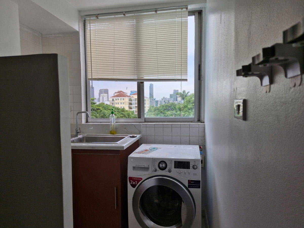 รูป Condo for Rent DS Tower 2 Sukhumvit Soi 39 3 Bedrooms 150 Sq 7 Floor  - รูปที่ 29/32