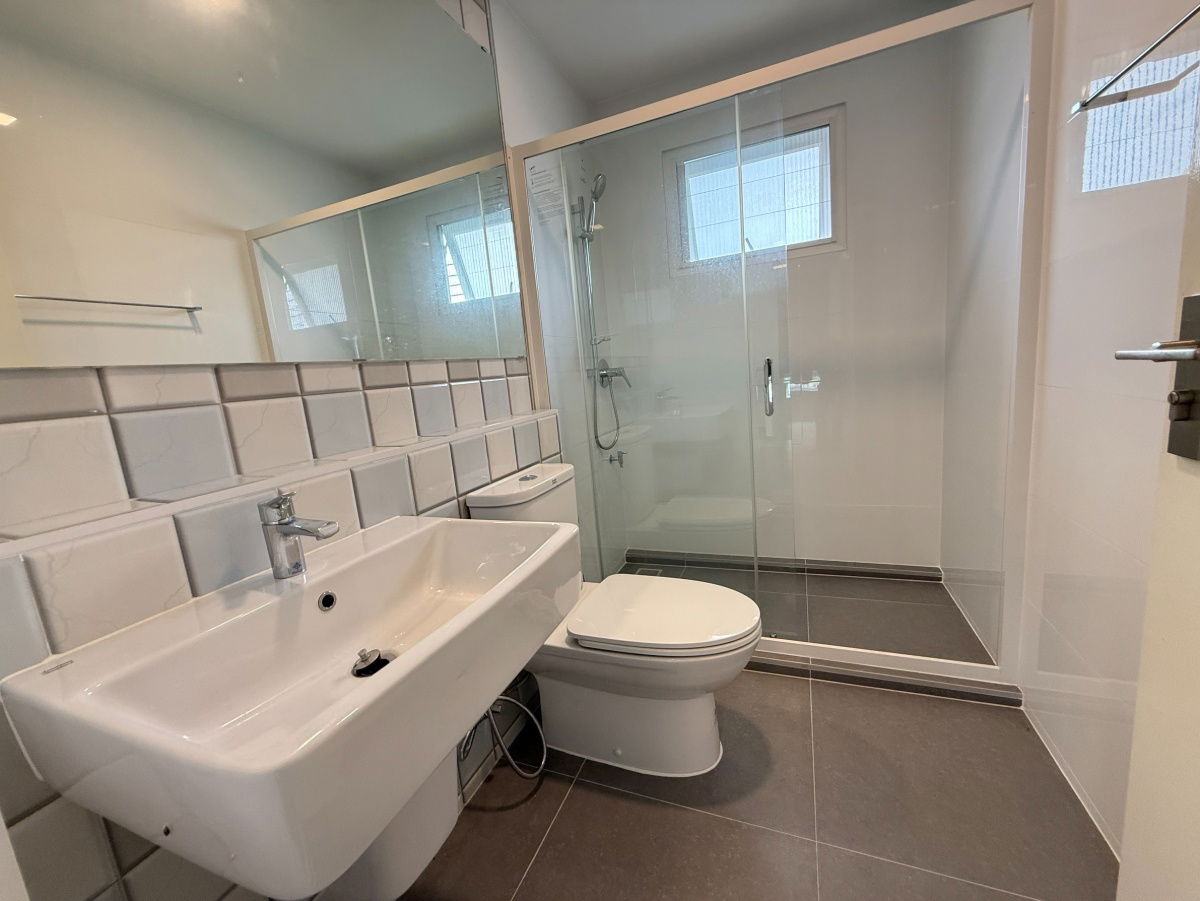 picture Beautiful, pristine condition!! The owner bought it but never moved in. Siwali Village 3, Ayutthaya. Fully furnished.  size 58.7 sq m. - 10/17