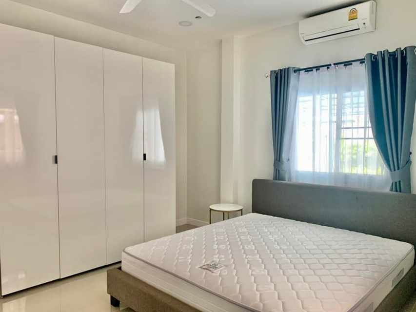 รูป H771 ให้เช่าบ้านเดี่ยว พลูวิลล่า พัทยา SP5 Village สระว่ายน้ำส่วนตัว - รูปที่ 7/17