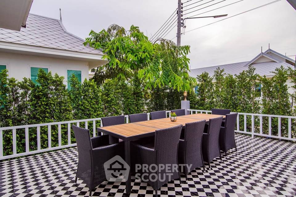 picture 4-BR Villa at Marwin Pool Villa in Thap Tai (ID 2231032) - 6/43