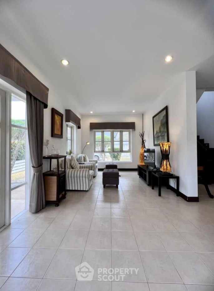 รูป บ้าน 3-ห้องนอน ใกล้ บ้านศิลปินหัวหิน (ID 1112480) - รูปที่ 15/21