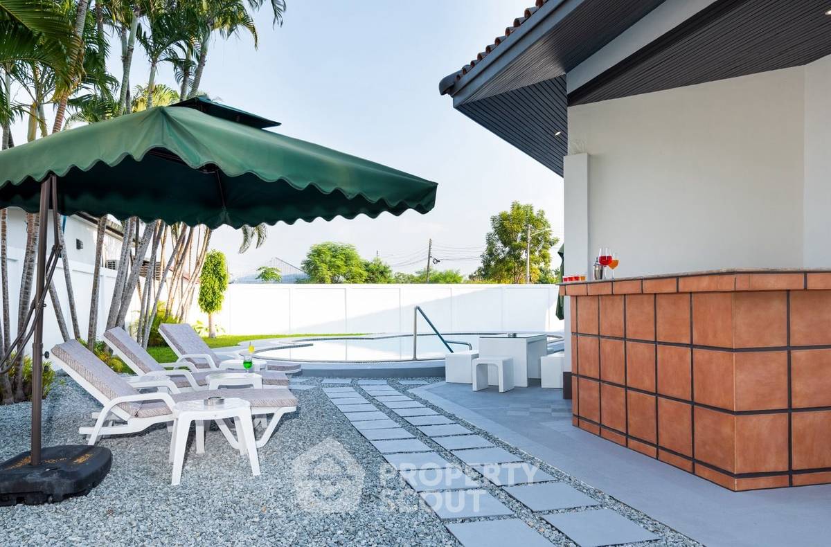 รูป วิลล่า 4-ห้องนอน ใกล้ เมืองพัทยา (ID 2229729) - รูปที่ 21/39