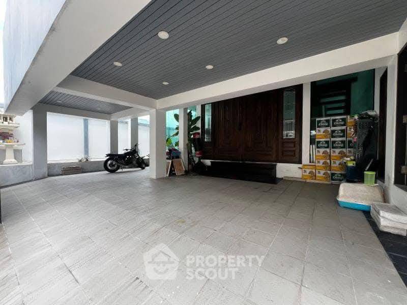 picture 4-BR House in Lat Phrao (ID 2229669) - 5/18