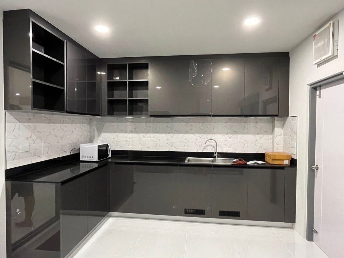 picture Single house for rent near Mega Bangna, The City Bangna - 3/6
