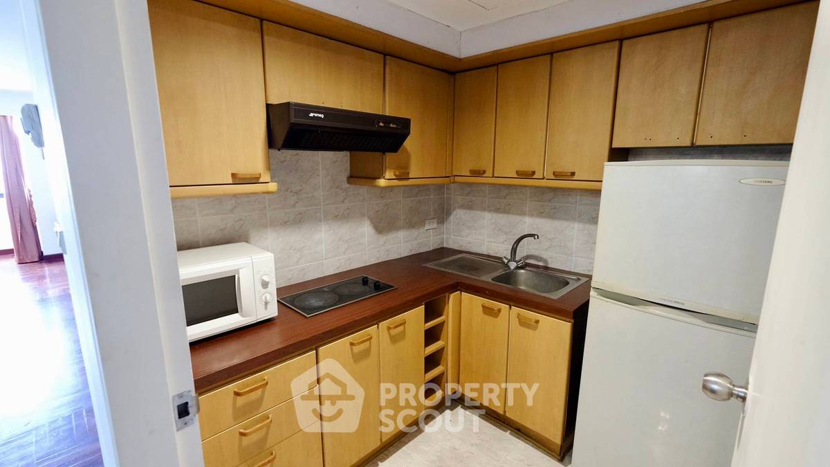 picture 1-BR Condo at Omni Tower near BTS Nana (ID 556551) - 10/14