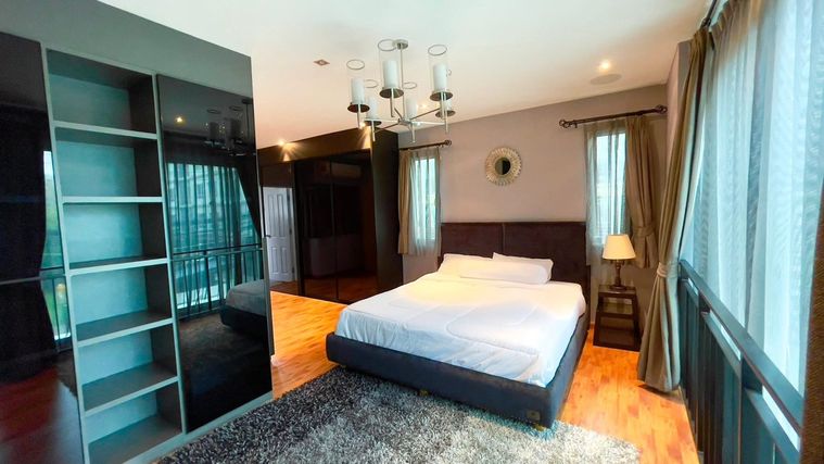 5-bed townhouse for rent, 300 sqm, 33 sq wah, The Private Sukhumvit - Bangchak