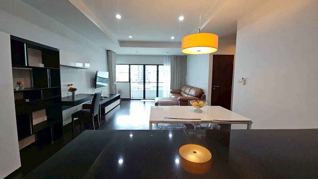picture 🌳Sathorn Gardens 2b 2b for Rent    91 sqm Huge Unit. - 3/18