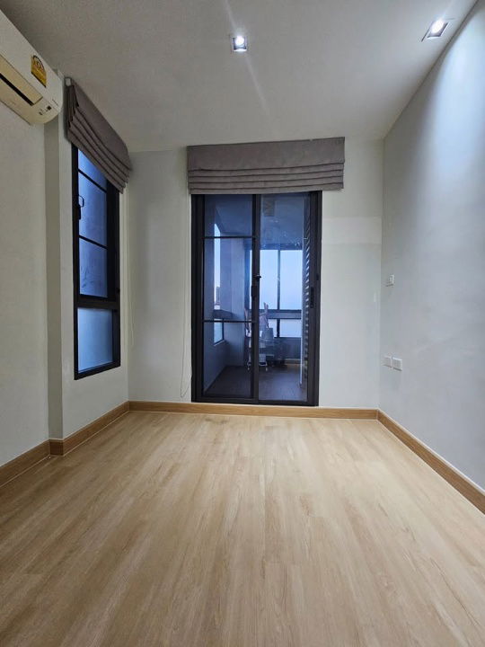picture Urgent Rent!! Great Price! Beautifully Decorated Unit at Formosa Ladprao 7 - 5/21
