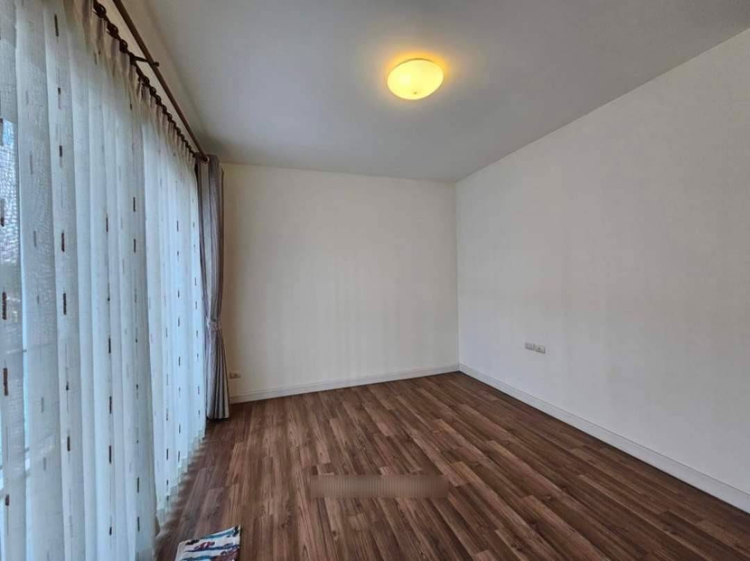 รูป ให้เช่าทาวน์โฮม 3ชั้น ใกล้รถไฟฟ้า - รูปที่ 11/14
