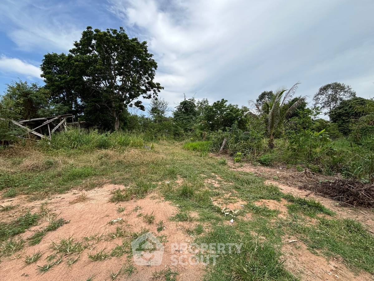 picture 2,760 m² Land for Sale close to Pattaya (ID 2229678) - 4/12