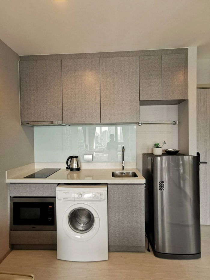 picture (For Rent) Studio unit 30 Sqm. Fully furnished  - 3/3