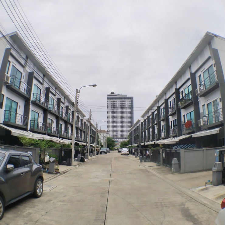 รูป ขายราคาดีมาก! ทาวน์โฮม 3 ชั้น บ้านกลางเมือง สุขสวัสดิ์ 37 : Baan Klang Muang Suksawat - รูปที่ 12/12