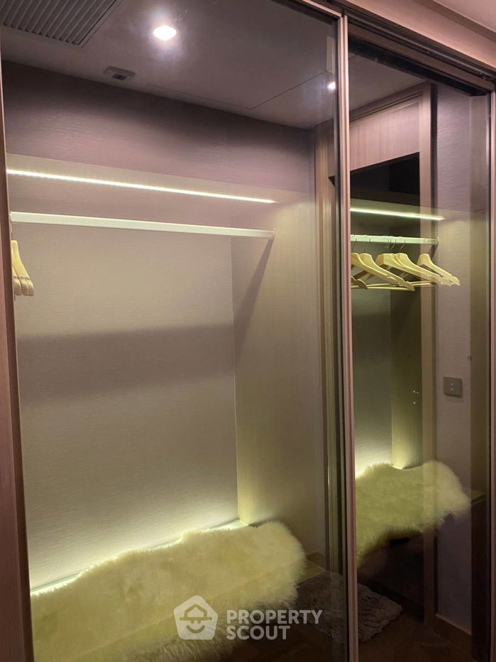 picture 1-BR Condo at The Esse At Singha Complex near MRT Phetchaburi (ID 436696) - 3/15