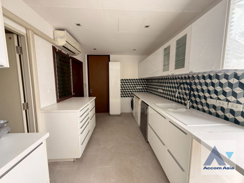 รูป 🔼🔽 AccomA 📩 Modern condo in peaceful city-center location (AA43503) - รูปที่ 10/20