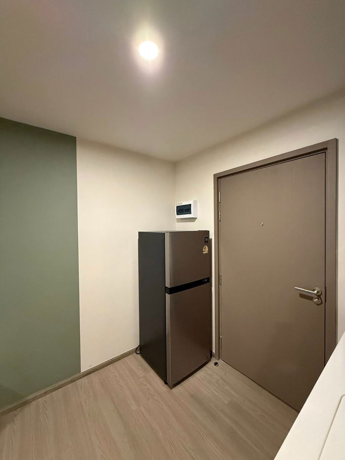 picture Urgent Rent!! Great Price! Beautifully Decorated Unit at Aspire Ratchayothin - 7/9