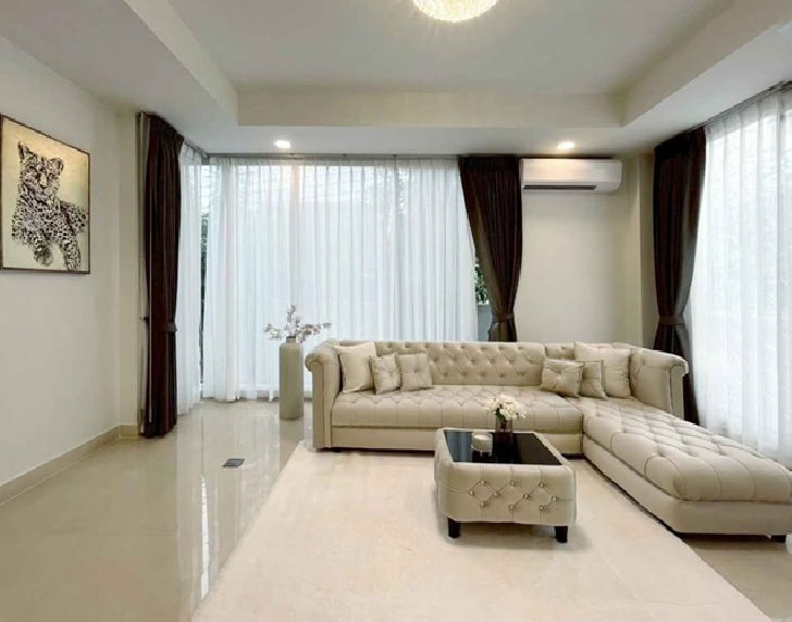 รูป ให้เช่าบ้านเดี่ยว 3 ชั้น บ้านหลังใหญ่ เฟอร์นิเจอร์และเครื่องใช้ไฟฟ้าครบ / ทำเลรัชดา ห้วยขวาง / ซอยรัชดานิเวศน์  - รูปที่ 16/19