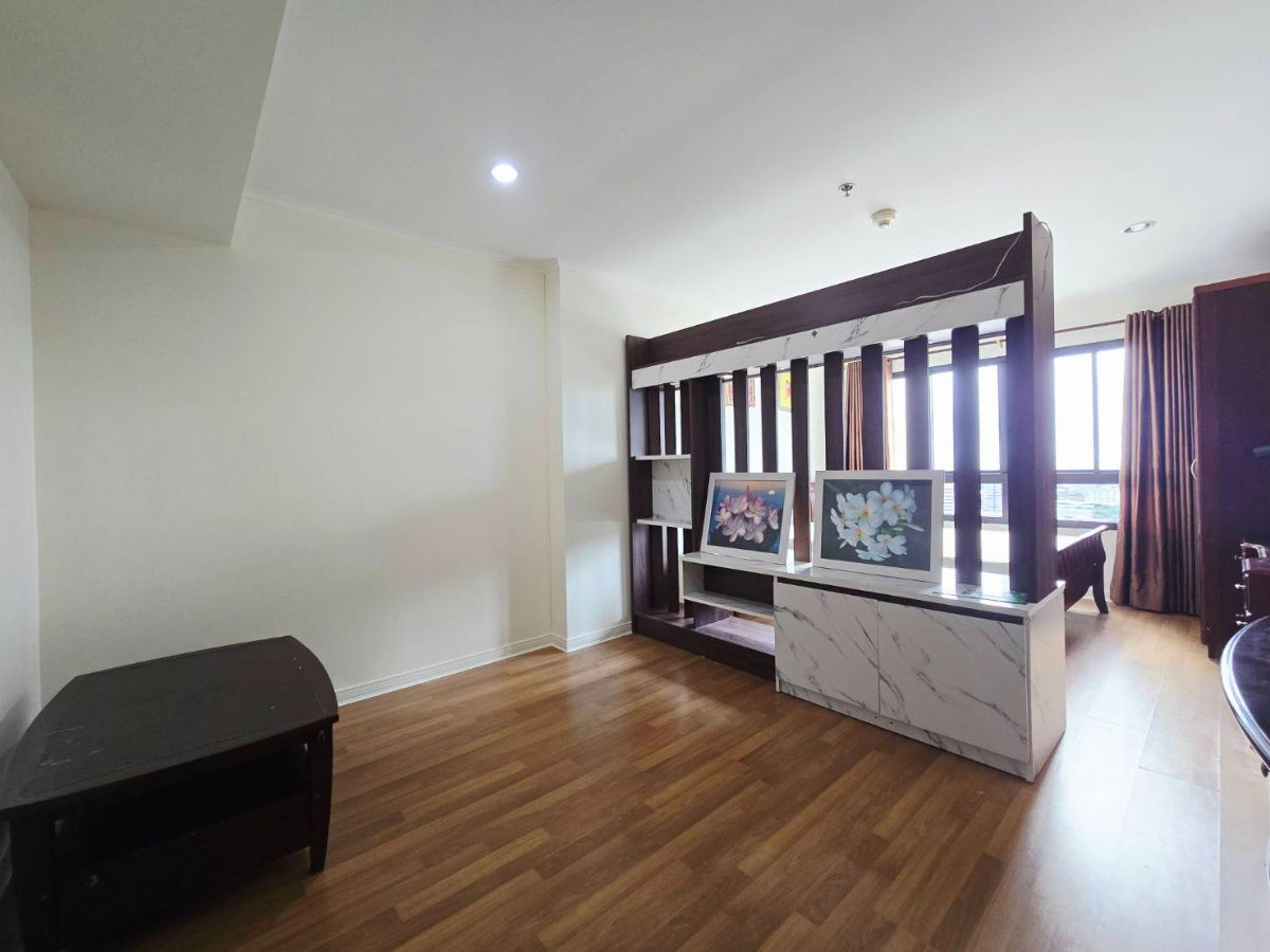 รูป 🏢 ให้เช่า! ลุมพินี เพลส ปิ่นเกล้า 2 เพียง 9,000 บาท ( เพิ่มโซฟาใหม่ /เครื่องซักผ้าใหม่ ) ✨ ห้องรีโนเวทใหม่ Central Pinklao เดินทางสะดวก MRT บางยี่ขัน - รูปที่ 4/9