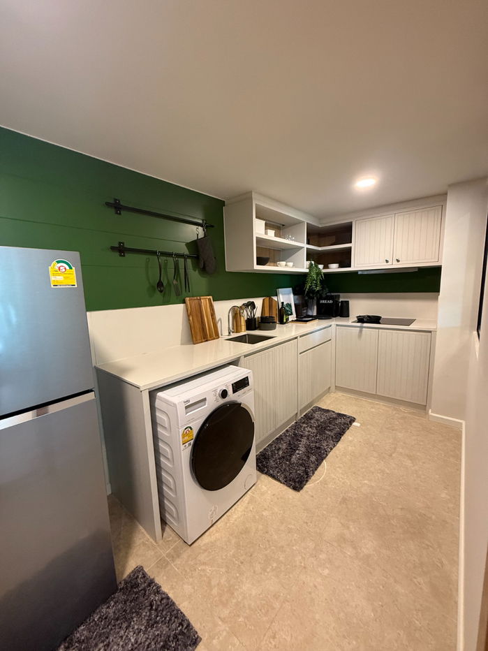 picture Show house with full furniture package for sale at Anasiri Ramkhamhaeng — a move-in-ready development by Sansiri - 4/12