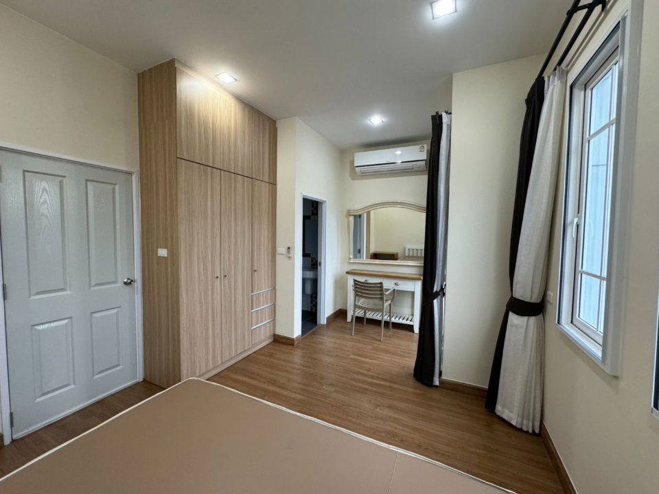 picture Townhome for rent, Golden Town Chiang Mai, near Ruamchok Market and Nakornpayap International School (NIS), convenient transportation.- RW006746 - 4/20
