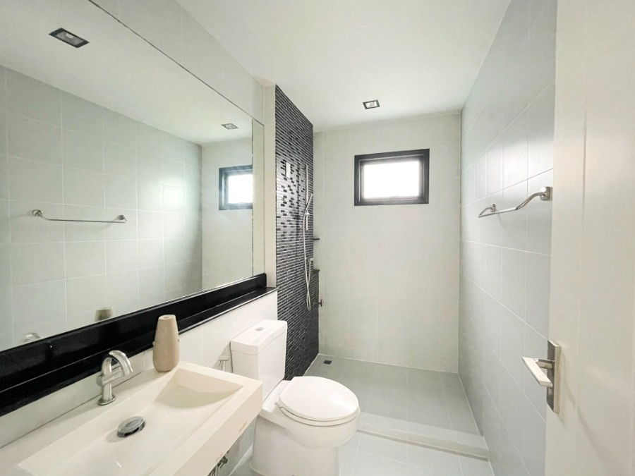 picture Sales House Saransiri Tiwanon Chaengwattana 2 - 7/11