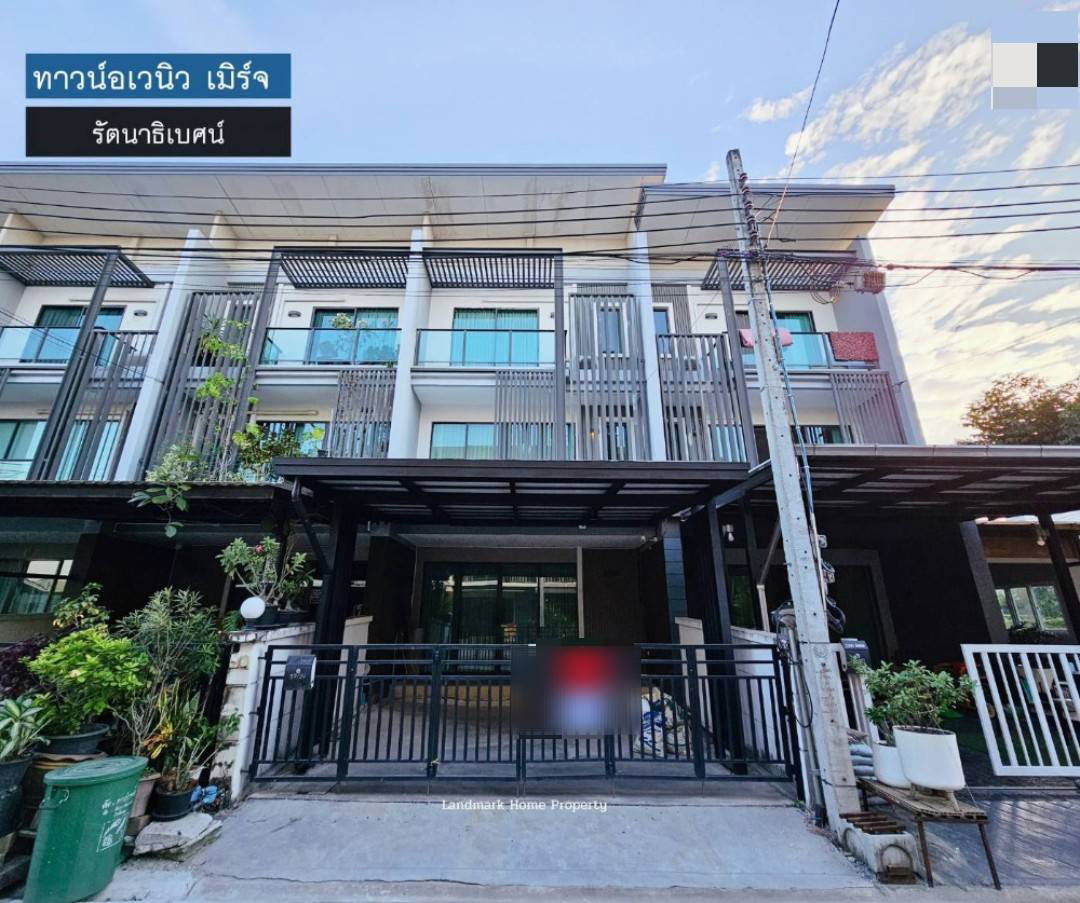 รูป ให้เช่าทาวน์โฮม 3ชั้น ใกล้รถไฟฟ้า - รูปที่ 1/14