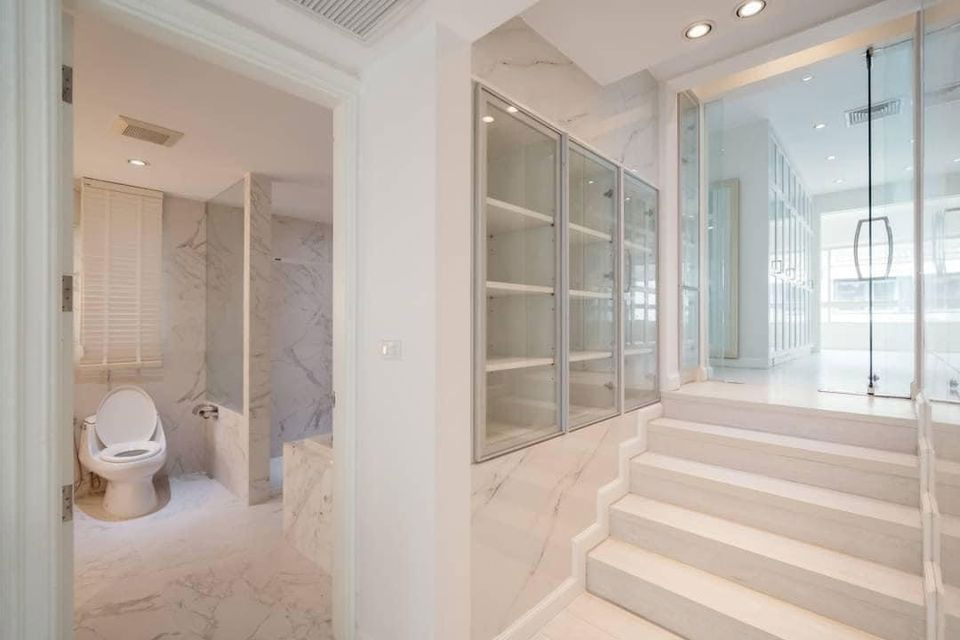 รูป 🏡✨ 4-Story Townhome for Sale in Sukhumvit, Bangkok ✨🏡 🌟 - รูปที่ 3/4