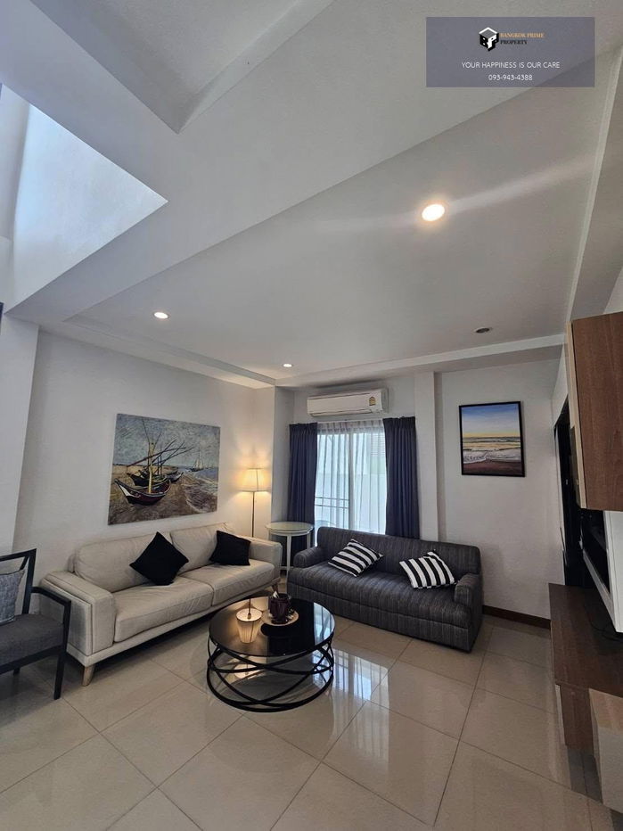 picture Villa Arcadia Srinakarin | Single house near Mega Bangna, accessible via multiple routes, including Bangna-Trad | #2025072911187 - 1/15