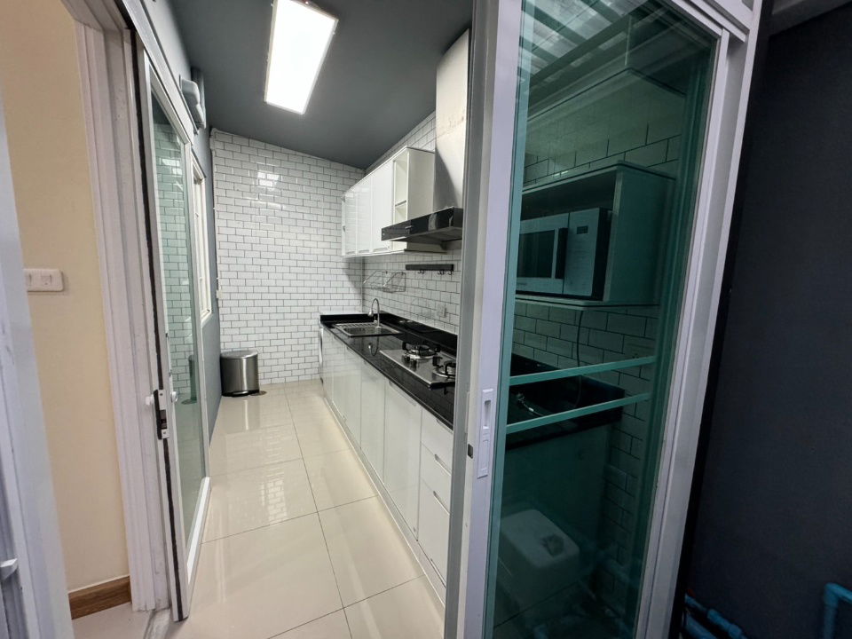 picture Townhome for rent, Golden Town Chiang Mai, near Ruamchok Market and Nakornpayap International School (NIS), convenient transportation.- RW006746 - 11/20