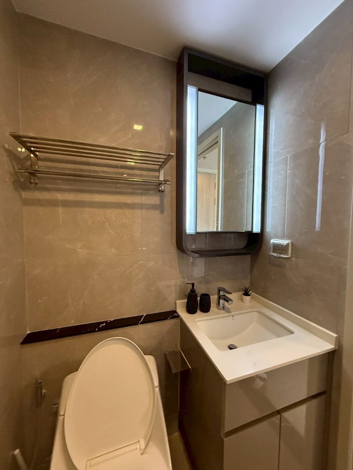 picture One9Five Asoke-Rama 9 for rent at High floor - 7/9
