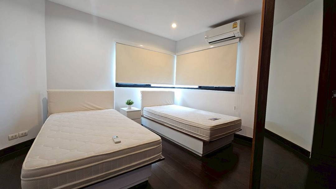 picture 🌳Sathorn Gardens 2b 2b for Rent    91 sqm Huge Unit. - 9/18
