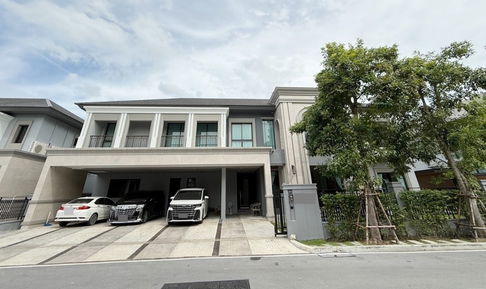 ให้เช่าบ้านหรู Grand Bangkok Boulevard Bangna-Onnut : แกรนด์ บางกอก บูเลอวาร์ด บางนา - อ่อนนุช