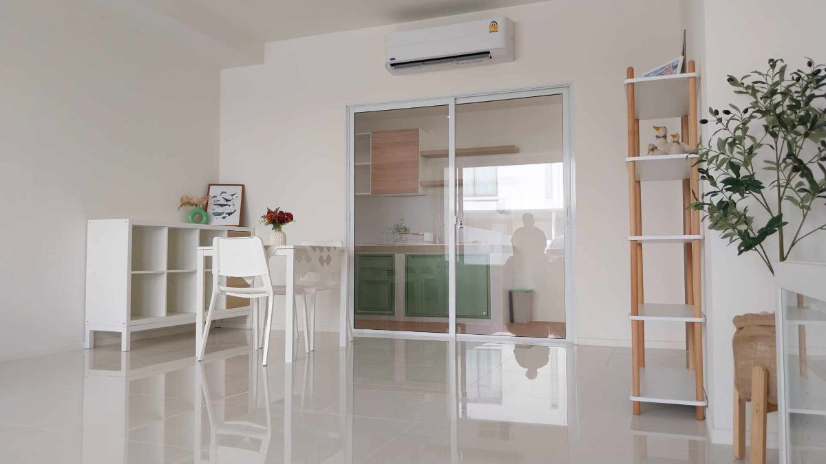 รูป ให้เช่า :: ทาวน์โฮมใหม่ สไตล์ Minimal Cozy โครงการ โนระ ชัยพฤกษ์-วงแหวน :: - รูปที่ 3/17