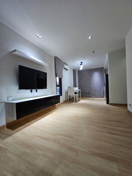 picture Urgent Rent!! Great Price! Beautifully Decorated Unit at Formosa Ladprao 7 - 10/21