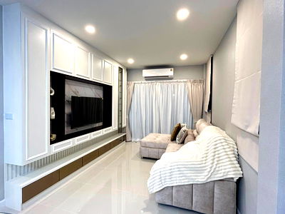 เช่าบ้านเดี่ยว เขตสายไหม : 🔥New House🔥 𝗧𝗵𝗲 𝗖𝗶𝘁𝘆 𝗥𝗮𝗺𝗶𝗻𝘁𝗿𝗮 𝟯|เดอะ ซิตี้ รามอินทรา 3 🎉มีวิดีโอบ้านะคะ🙏 นัดชมบ้าน >> ​ @bbcondo88​ ✍️รหัส​ทรัพย์​ 6807-2902