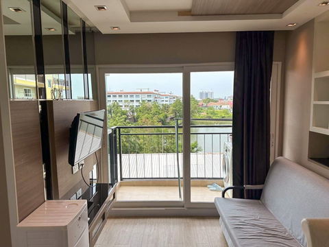 1 Bedroom Condominium @ La Santir