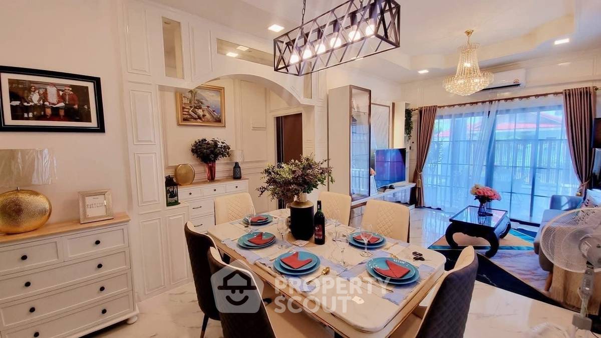 picture 2-BR Villa close to East Pattaya (ID 2229676) - 6/17