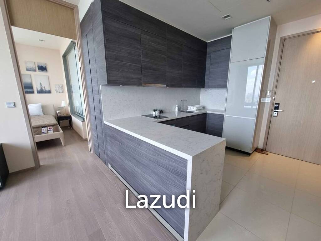 picture 1 Bed 1 Bath 53.20 Sqm Luxury Condo for sale - 3/11