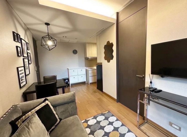 รูป ขาย The Lumpini 24 1นอน 32ตรม. พร้อมเฟอร์ฯ 4.79 ล้านบาท - รูปที่ 1/10
