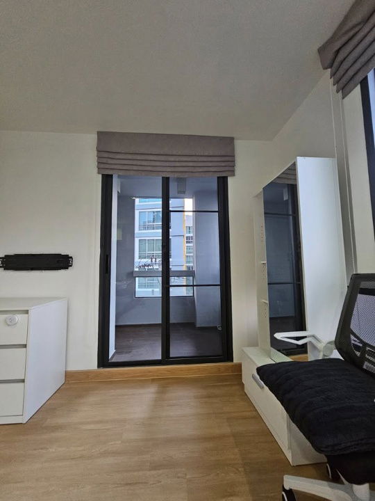 picture Urgent Rent!! Great Price! Beautifully Decorated Unit at Formosa Ladprao 7 - 16/21