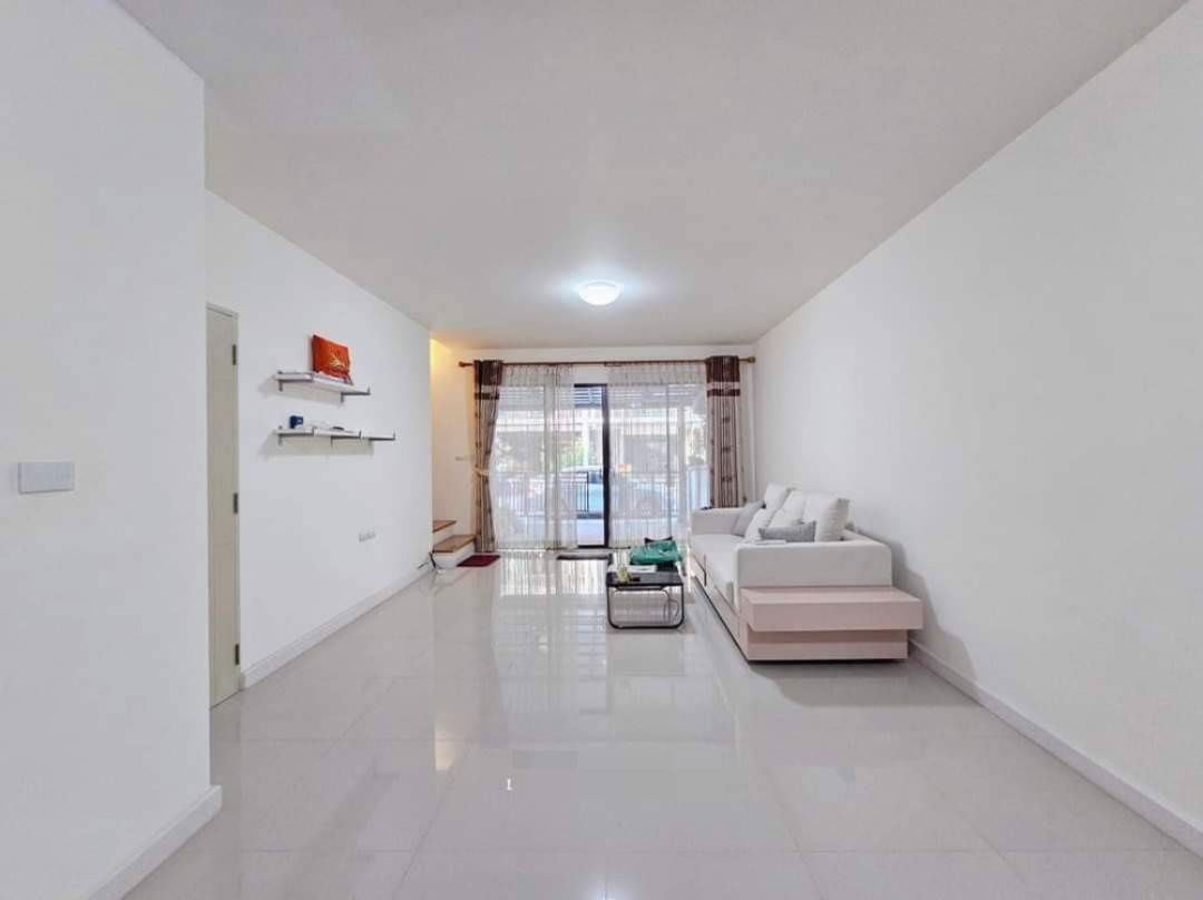 รูป ให้เช่าทาวน์โฮม 3ชั้น ใกล้รถไฟฟ้า - รูปที่ 5/14