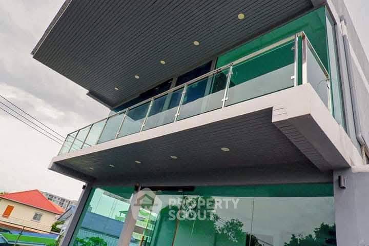 picture 4-BR House in Lat Phrao (ID 2229669) - 3/18
