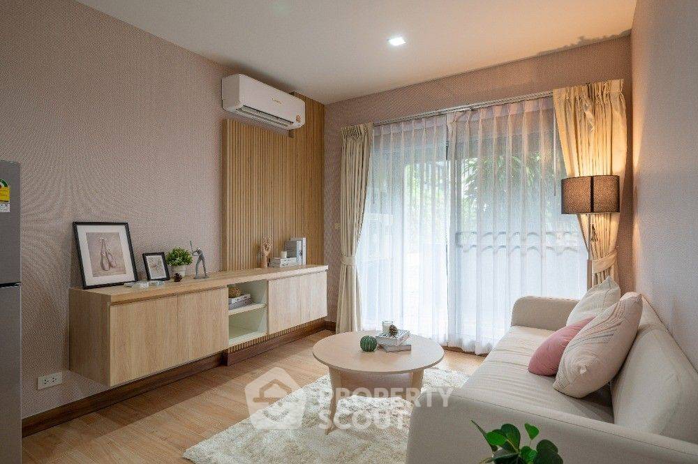 picture 2-BR Condo at The Seed Musee Sukhumvit 26 near BTS Phrom Phong (ID 1957575) - 12/13