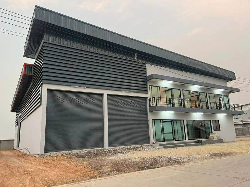 picture A golden opportunity for businesspeople The Golden Dragon Factory project is selling land ready for new factory  Starting price only 2,500,000 baht. - 3/8
