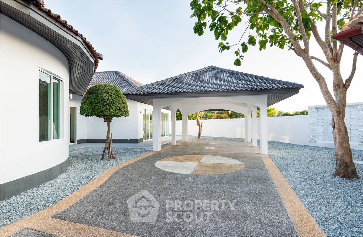 รูป วิลล่า 4-ห้องนอน ใกล้ เมืองพัทยา (ID 2229729) - รูปที่ 26/39