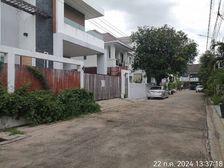 รูป ขาย ทาวน์โฮม 3 ชั้น หมู่บ้านอมรพันธ์9 ซ.เสนานิคม40 ตัดออกลาดพร้าววังหิน74 - รูปที่ 3/19